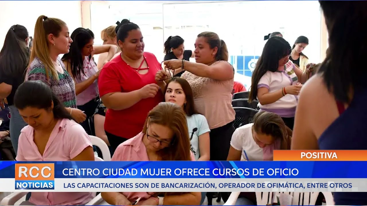 Cursos de oficios con rápida salida laboral son dictados en el Centro Ciudad Mujer