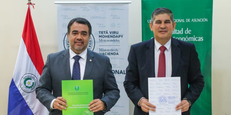 Sellan alianza para la formación del plantel de funcionarios de Hacienda