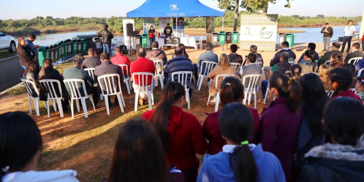 Ciudadanos lanzan campaña de concientización ambiental en Ñeembucú