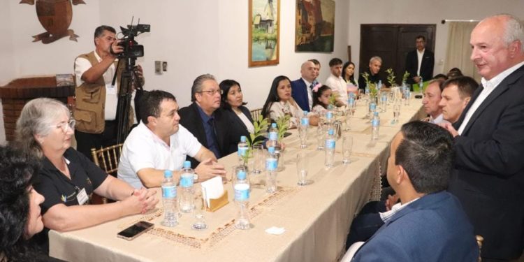 Senatur y sector privado consolidan alianza para fortalecer turismo en las Colonias Unidas