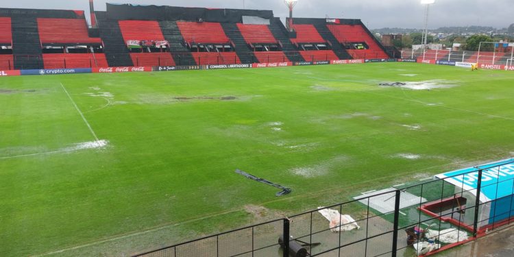 Fuerte temporal en Santa Fe podría suspender el juego Patronato vs Olimpia Fuerte temporal en Santa Fe podría suspender el juego Patronato vs Olimpia
