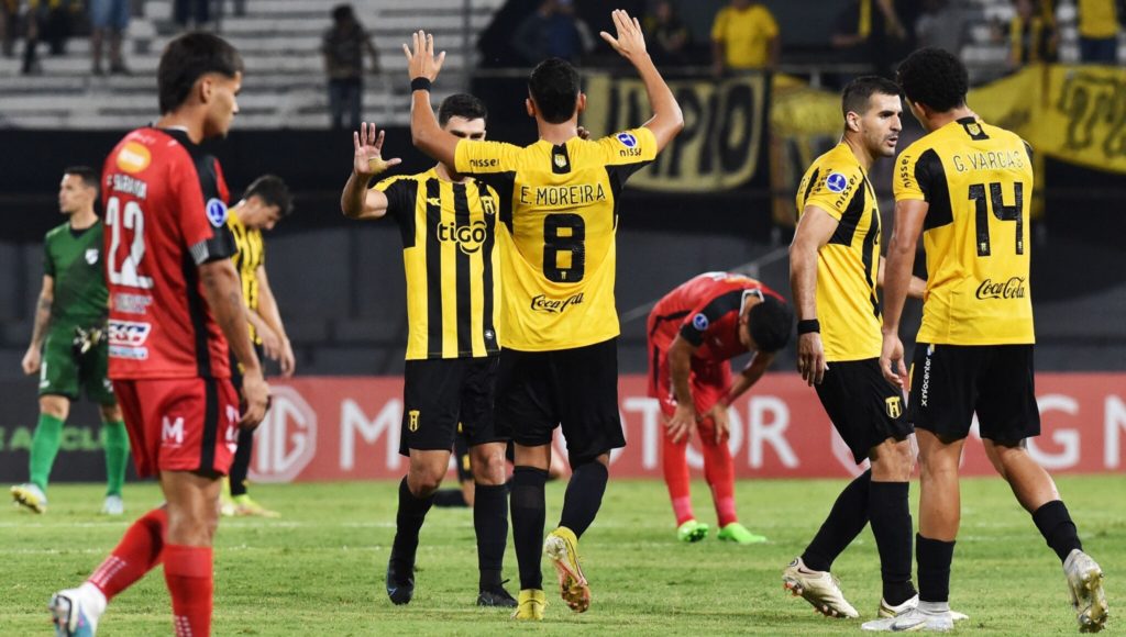 Guaraní recibe a Emelec en Para Uno con la oportunidad de ser único líder Guaraní recibe a Emelec en Para Uno con la oportunidad de ser único líder