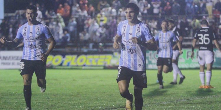 Guaireña le propinó otra derrota más a Olimpia en el Apertura