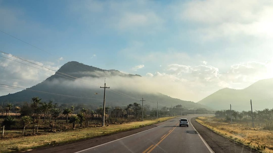 Anuncian lunes fresco a cálido con vientos del noreste