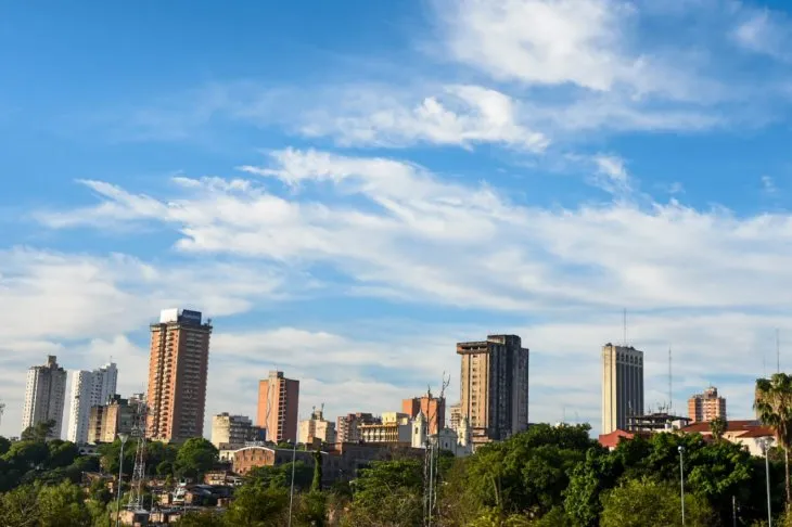 Mitad de semana con ambiente caluroso y vientos moderados del norte
