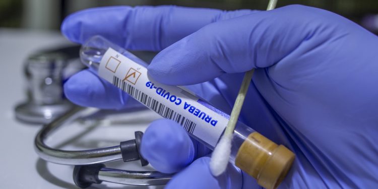 Coronavirus: la OMS levantó la emergencia sanitaria pero llamó a «no bajar la guardia»