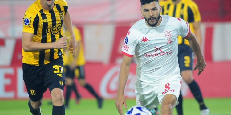 Por clasificar como primero: Guaraní recibe a Huracán en Para Uno