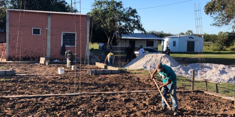 Avanza la construcción del «Nicho Lingüístico» en la comunidad Río Apa