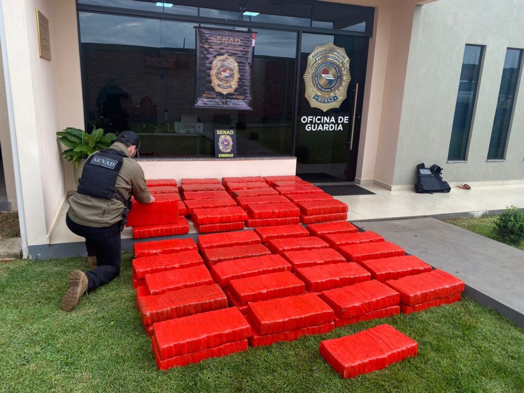 Detectan e incautan más de 800 kilos de marihuana en la zona del Río Paraná