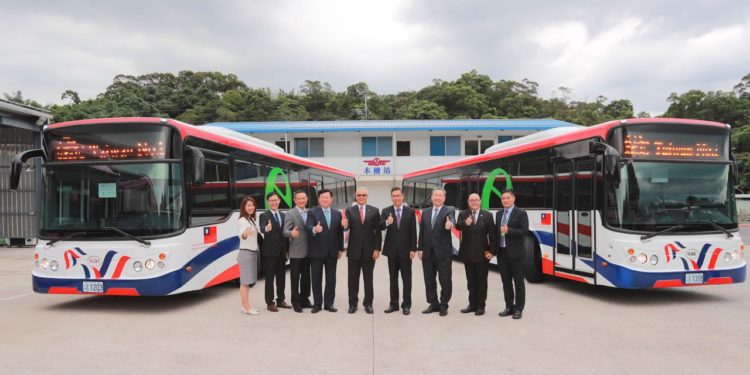 Taiwán donará 10 buses eléctricos para implementación del plan de mitigación de emisiones Taiwán donará 10 buses eléctricos para implementación del plan de mitigación de emisiones
