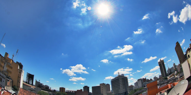 Ambiente cálido a caluroso para hoy sábado