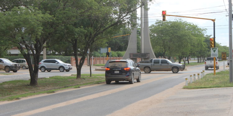 Jueves fresco a cálido con lluvias dispersas