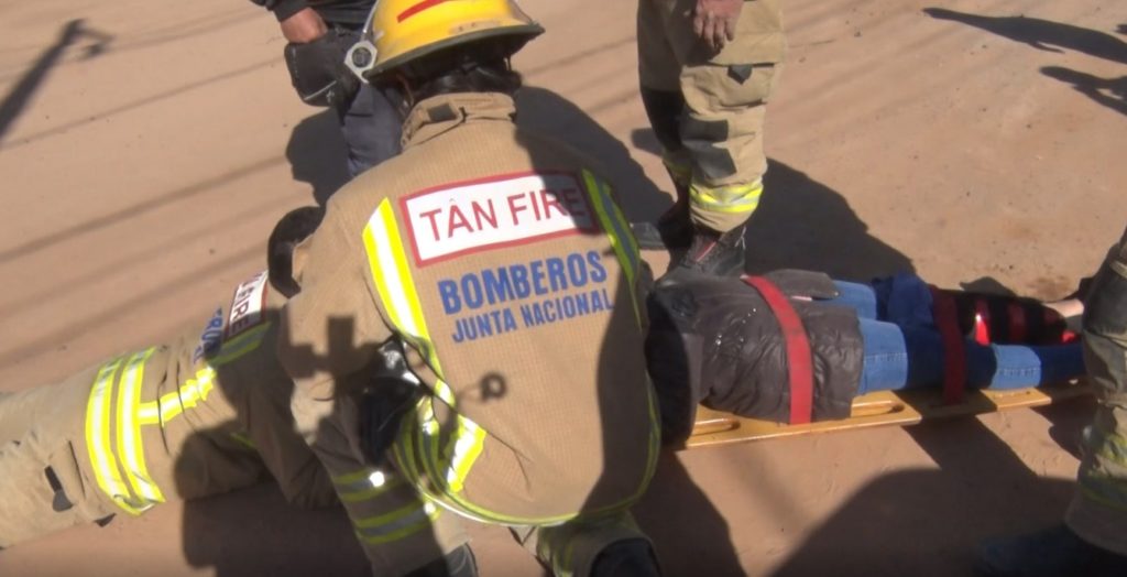 Siniestro vial en Filadelfia dejó a una motociclista herida Siniestro vial en Filadelfia dejó a una motociclista herida
