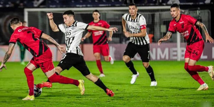 ¡Partido clave! Libertad visita a Paranaense con el objetivo de avanzar a octavos ¡Partido clave! Libertad visita a Paranaense con el objetivo de avanzar a octavos