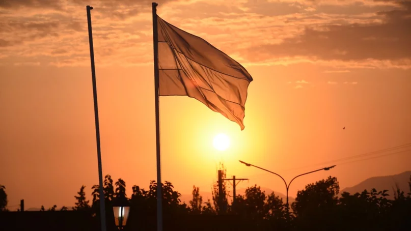 Jueves cálido con vientos moderados del norte