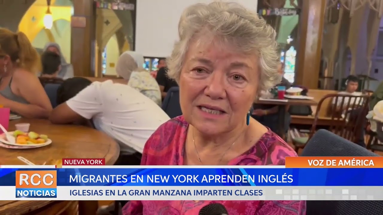 Iglesias en Nueva York enseñan inglés a migrantes