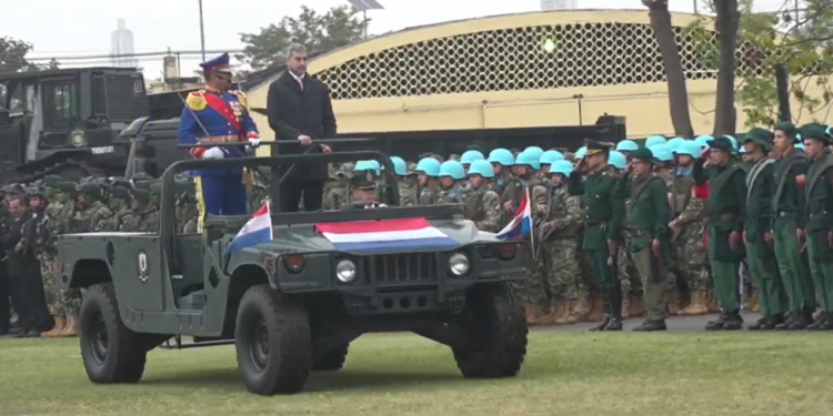 Abdo Benítez encabezó ceremonia de conmemoración del Día del Ejército Paraguayo