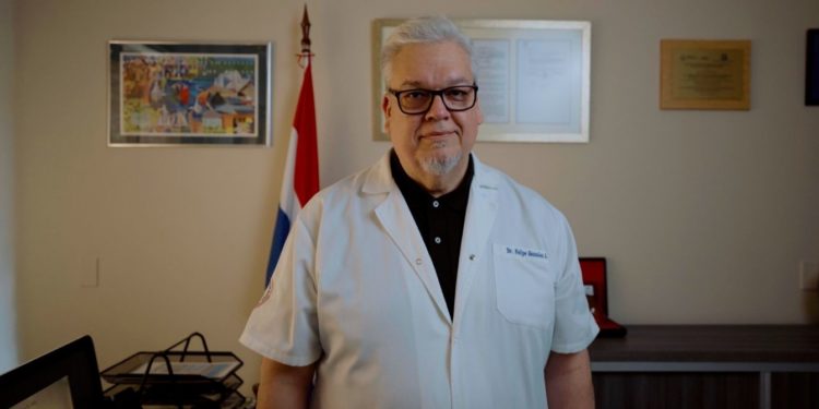 Santiago Peña anunció que el Dr. Felipe González no asumirá como Ministro de Salud