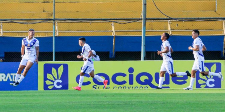 La bestia negra: Ameliano volvió a amargar a Sportivo Luqueño