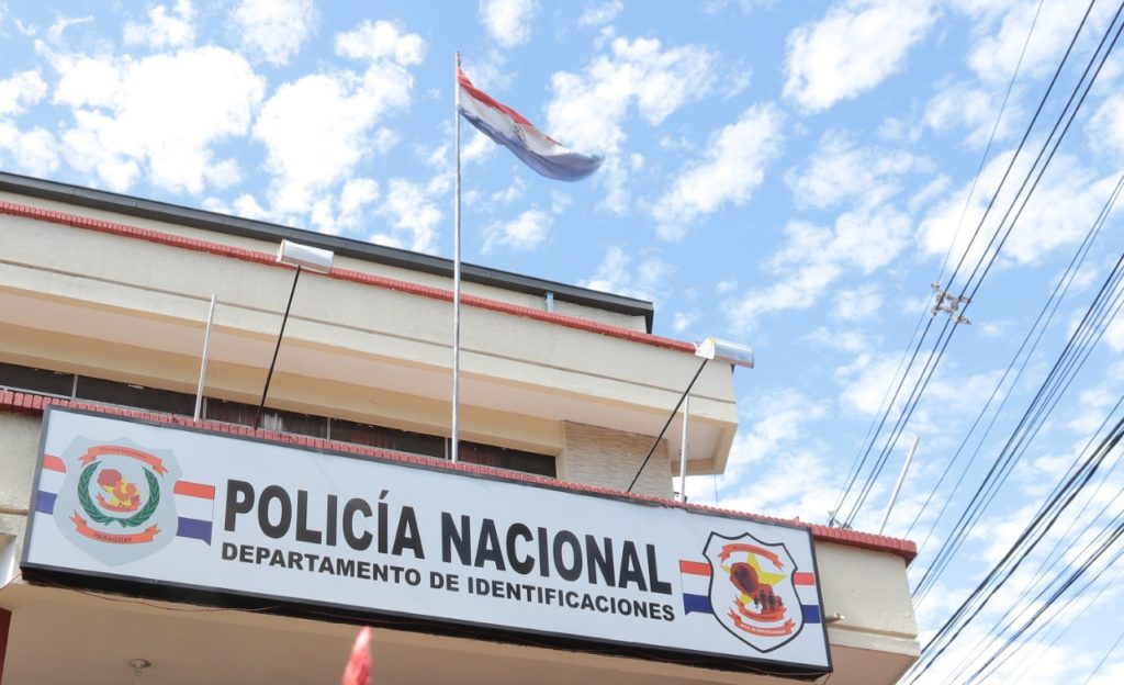 Departamento de Identificaciones inicia expedición de cédulas y pasaportes con chip Departamento de Identificaciones inicia expedición de cédulas y pasaportes con chip