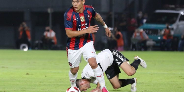 Pegó la vuelta: Santiago Arzamendia es nuevo jugador de Cerro Porteño