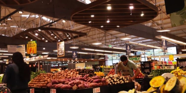 Monitoreo de los costos de la canasta básica y combustibles fue realizado por Sedeco