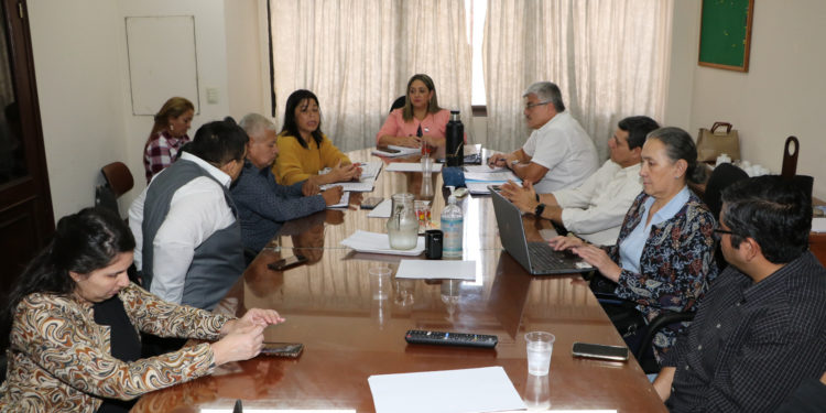 Mesa Técnica de Padres en el MEC es única en el continente