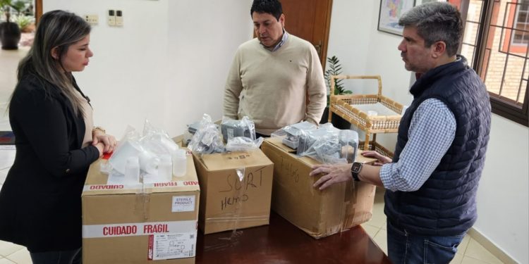 Itaipu Binacional entregó insumos al Hospital Regional de Ciudad del Este