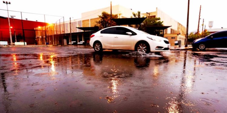 Miércoles cálido con lluvias y tormentas eléctricas Miércoles cálido con lluvias y tormentas eléctricas