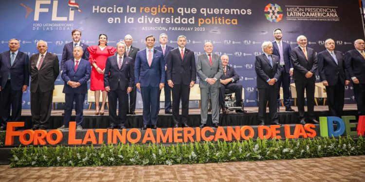 Ex Mandatarios de la región comparten ideas y desafíos en Foro Latinoamericano de Ideas