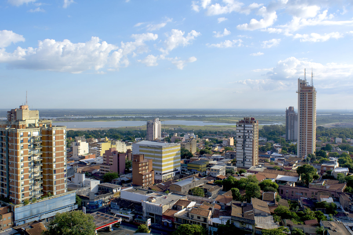 Lunes con ambiente caluroso y vientos del norte