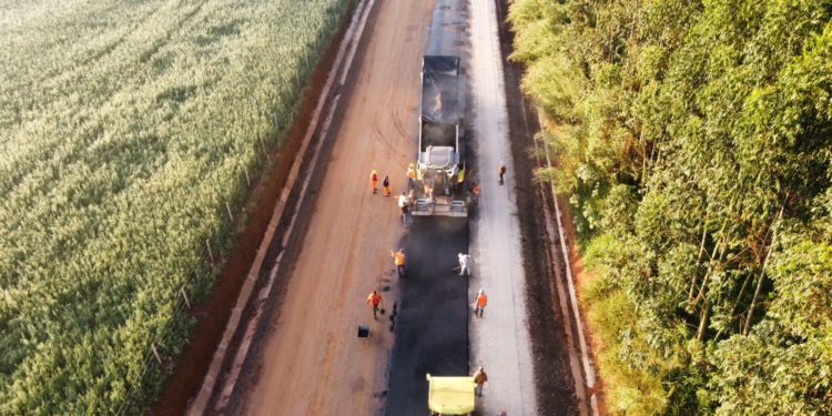 MOPC inició las obras de asfaltado del acceso al Museo Moisés Bertoni