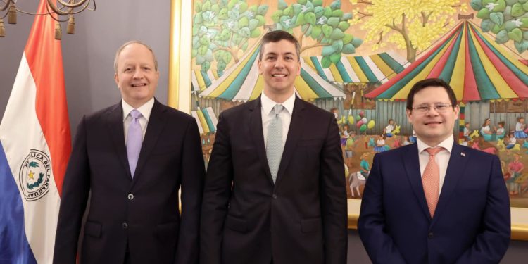 Tras firma de decreto, oficialmente entra en vigencia la nueva Dirección de Ingresos Tributarios