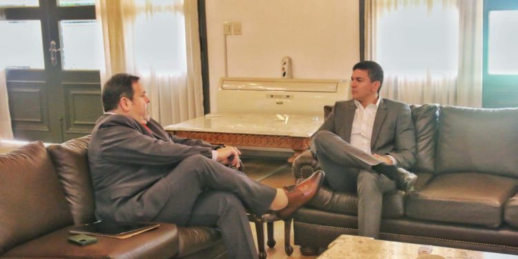 Dotar de infraestructura a los aeropuertos del país, es la misión del nuevo titular de la DINAC