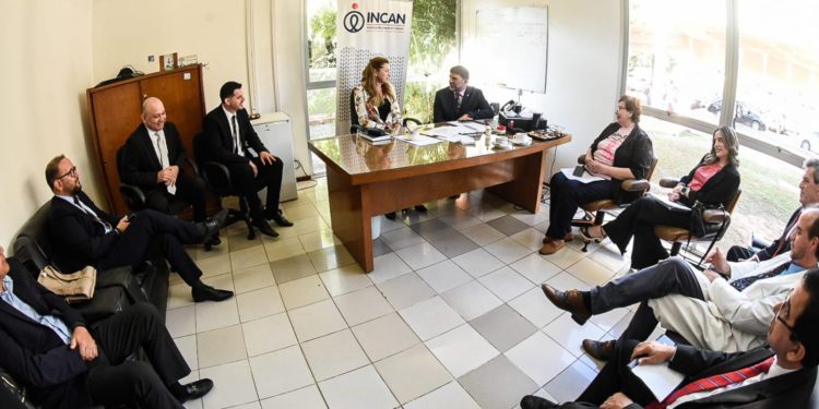 Ministra Barán ratificó su compromiso con los pacientes oncológicos