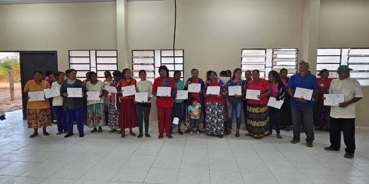 Realizan cierre de las capacitaciones desarrolladas en varias comunidades indígenas de Boquerón
