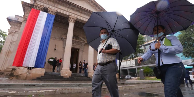 Meteorología anuncia inicio de semana con lluvias y tormentas Meteorología anuncia inicio de semana con lluvias y tormentas