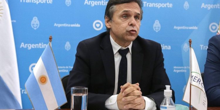 Ministro de Transporte de Argentina reclamó a Peña sobre la Hidrovía y la deuda de la EBY