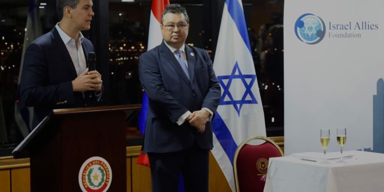 Peña junto a senadores celebraron la instalación de la Fundación Aliados de Israel en Paraguay Peña junto a senadores celebraron la instalación de la Fundación Aliados de Israel en Paraguay