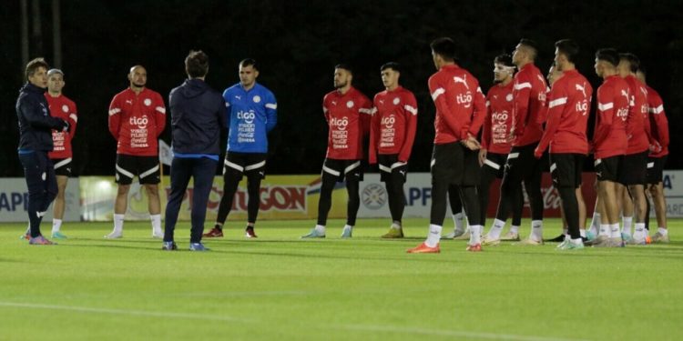 Buen promedio de edad en la primera lista de convocados a la Albirroja Buen promedio de edad en la primera lista de convocados a la Albirroja