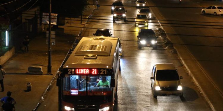 Autoridades afirman que garantizarán seguridad y transporte para consultas médicas nocturnas