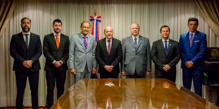 Coordinarán acciones para reducir tiempo de juicios y eliminar el hacinamiento en penitenciarías