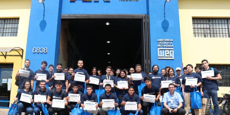 Record Electric continúa motivando la formación de técnicos a través de talleres
