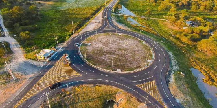 Adiós al barro: mal camino ya no será impedimento para 85.000 ñeembuquenses