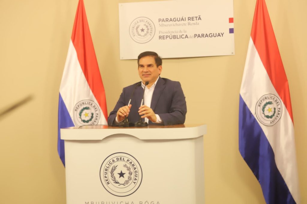 Ministro del MUVH da detalles sobre denuncia presentada por presunta adulteración de documento