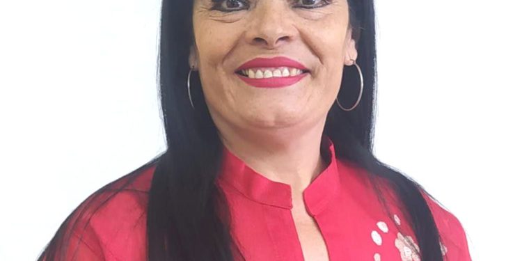 Lic. Lourdes Gómez, Directora Departamental de Educación en Boquerón Lic. Lourdes Gómez, Directora Departamental de Educación en Boquerón