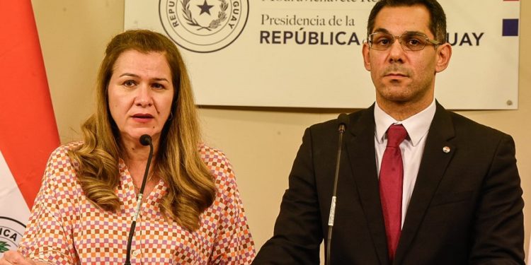 Caso Covax: Paraguay reclama devolución económica y rechaza entrega tardía de vacunas