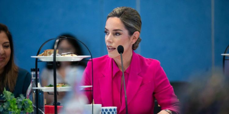 Primera Dama Leticia Ocampos asume como titular de la Alianza de Primeras Damas