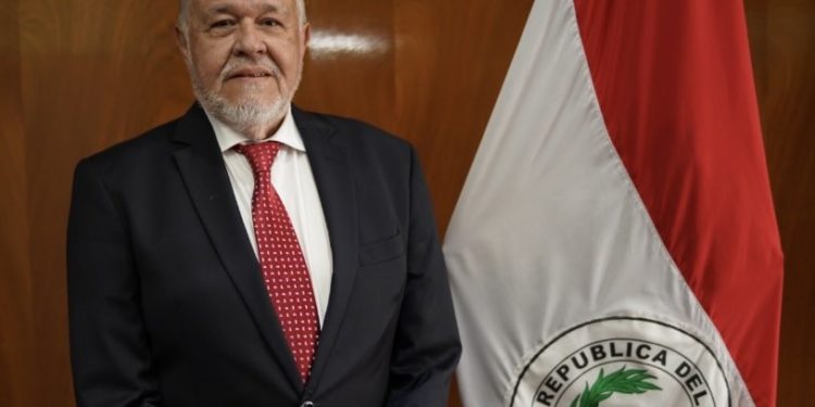 Presidente del IPS promete llevar ante la justicia a los responsables de las irregularidades