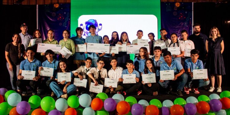 Éxito en la WRO Paraguay 2023: Jóvenes talentosos destacan en innovación y tecnología